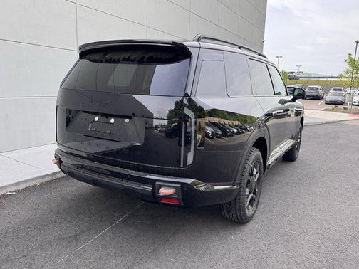Ebony Black 2027 Kia Telluride X-Pro SX