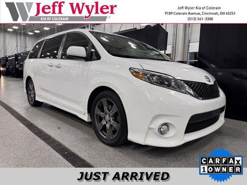 2017 Toyota Sienna SE