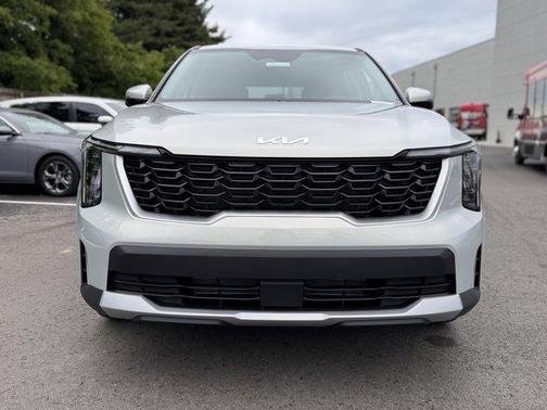 Ivory Silver 2026 Kia Sorento LX