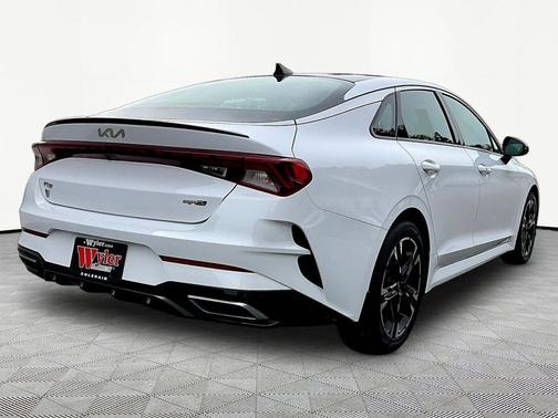 Glacial White Pearl 2022 Kia K5 GT-Line