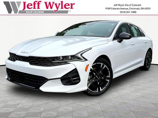 Glacial White Pearl 2022 Kia K5 GT-Line