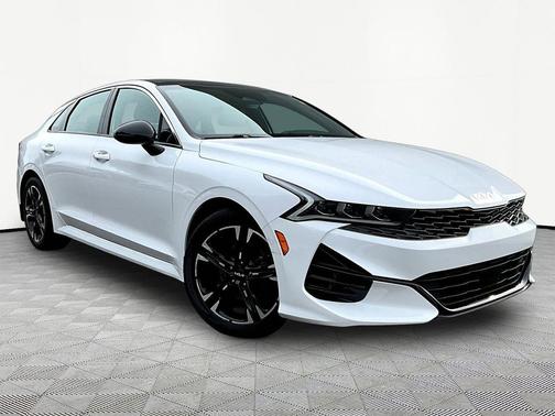 Glacial White Pearl 2022 Kia K5 GT-Line