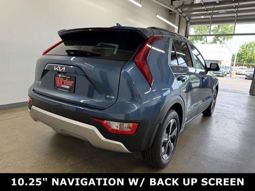 2025 Kia Niro EX