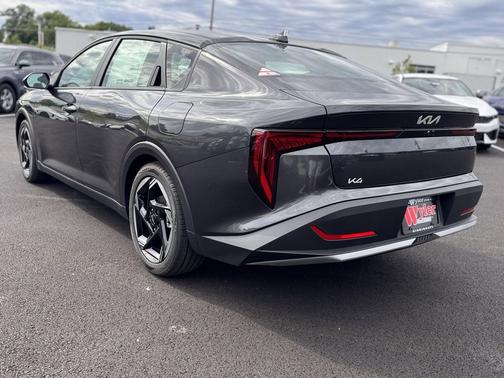Interstellar Gray 2026 Kia K4 EX