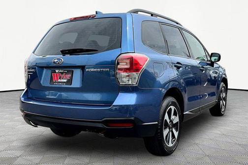 Quartz Blue Pearl 2018 Subaru Forester 2.5i