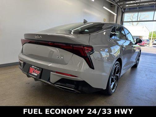 2025 Kia K5 GT-Line