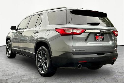Satin Steel Metallic 2021 Chevrolet Traverse RS