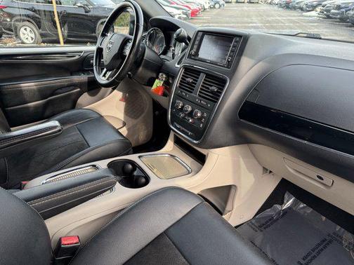 2020 Dodge Grand Caravan SXT