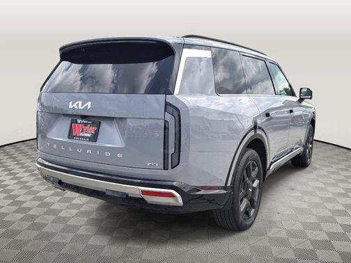 Wolf Gray 2027 Kia Telluride Hybrid SX-Prestige