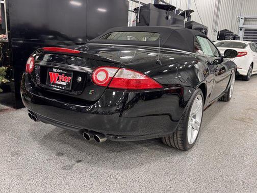 2007 Jaguar XKR Base