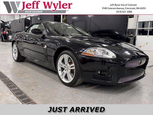 2007 Jaguar XKR Base