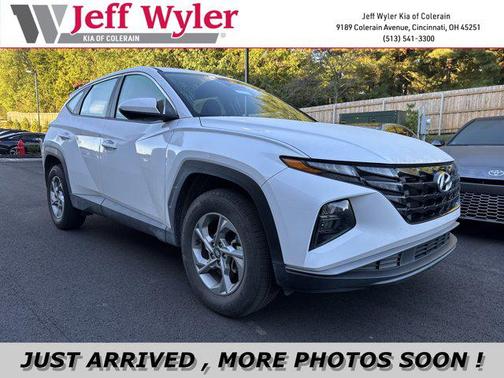 2023 Hyundai TUCSON SE