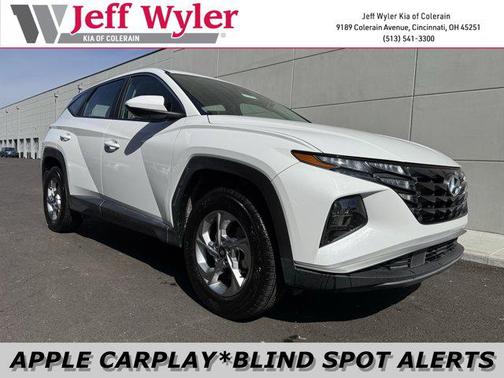 2023 Hyundai TUCSON SE
