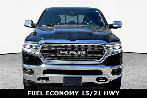 Diamond Black Crystal Pearlcoat 2019 RAM 1500 Limited