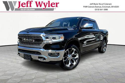 Diamond Black Crystal Pearlcoat 2019 RAM 1500 Limited