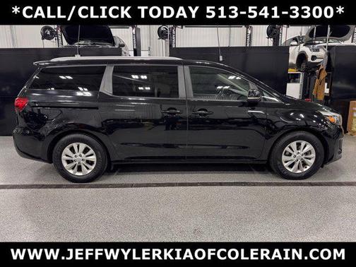 2016 Kia Sedona LX
