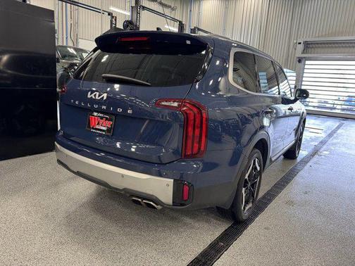 2023 Kia Telluride S