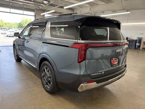 2026 Kia Carnival Hybrid SX