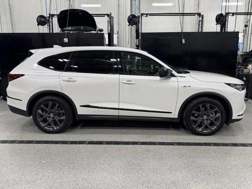 2022 Acura MDX A-Spec Package
