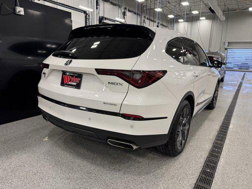 2022 Acura MDX A-Spec Package