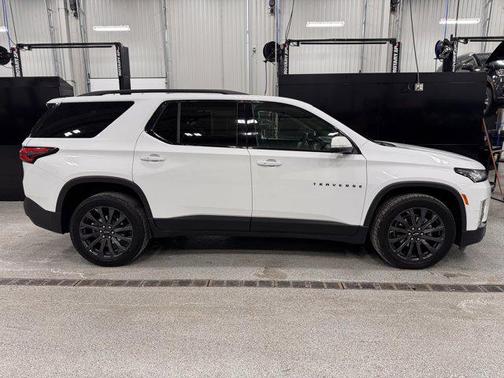 2022 Chevrolet Traverse RS