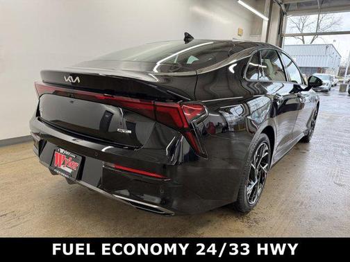 2025 Kia K5 GT-Line