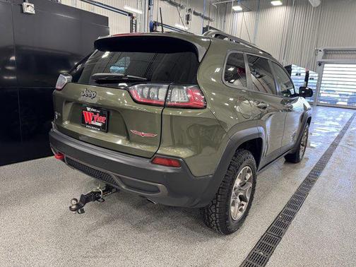 2020 Jeep Cherokee Trailhawk