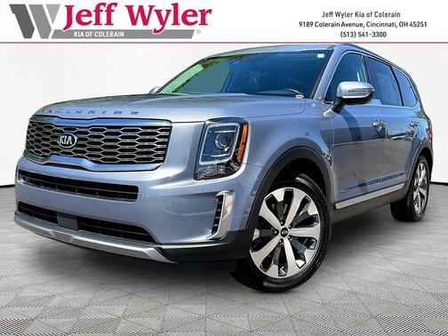Everlasting Silver 2021 Kia Telluride S