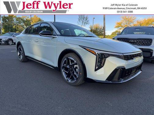 2025 Kia K4 GT-Line