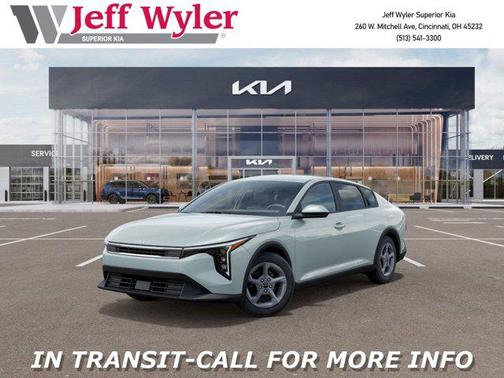 2025 Kia K4 LXS