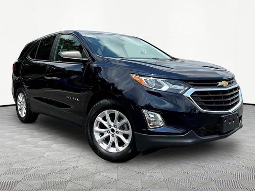 Midnight Blue Metallic 2021 Chevrolet Equinox LS