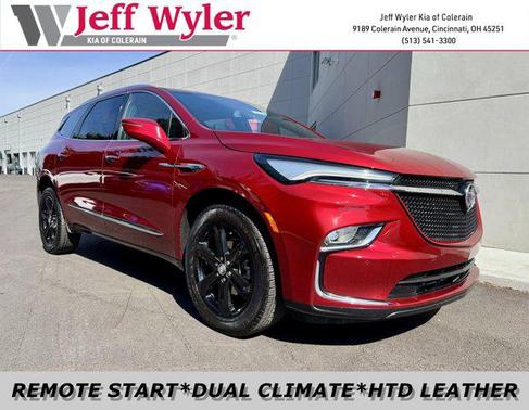 2023 Buick Enclave Essence FWD