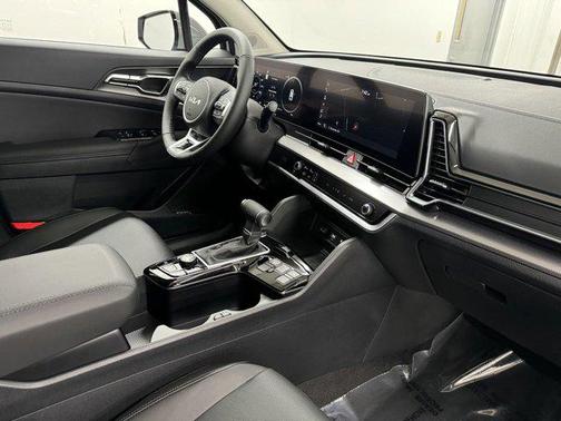 2025 Kia Sportage SX
