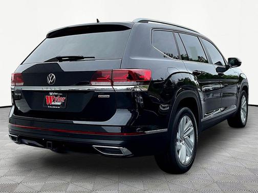 Deep Black Pearl 2021 Volkswagen Atlas 3.6L SEL
