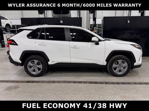 2025 Toyota RAV4 Hybrid XLE