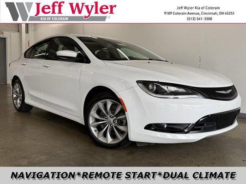2015 Chrysler 200 S