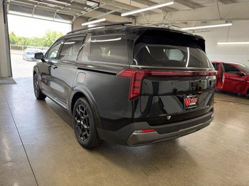 2026 Kia Carnival Hybrid SX