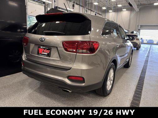 2019 Kia Sorento LX