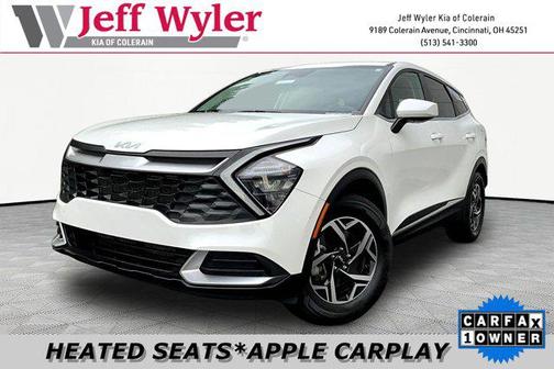 Snow White Pearl 2023 Kia Sportage LX
