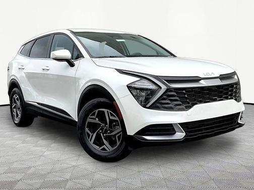 Snow White Pearl 2023 Kia Sportage LX