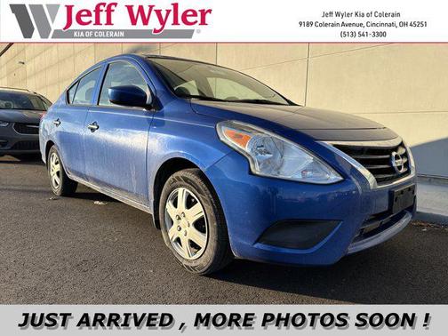 2017 Nissan Versa 1.6 S+