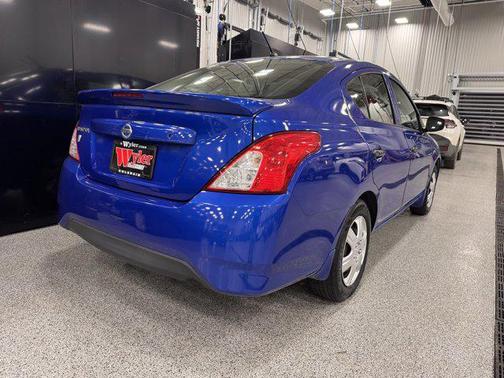 2017 Nissan Versa 1.6 S+