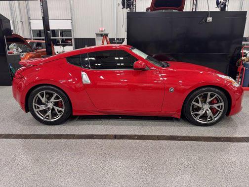 2017 Nissan 370Z Sport