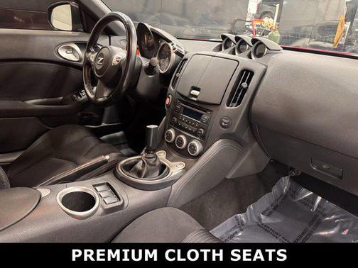 2017 Nissan 370Z Sport