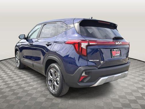 Dark Ocean Blue 2026 Kia Seltos LX