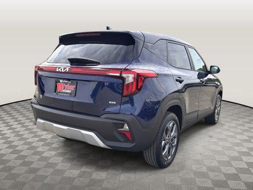 Dark Ocean Blue 2026 Kia Seltos LX