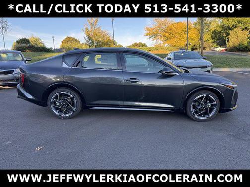 2025 Kia K4 GT-Line