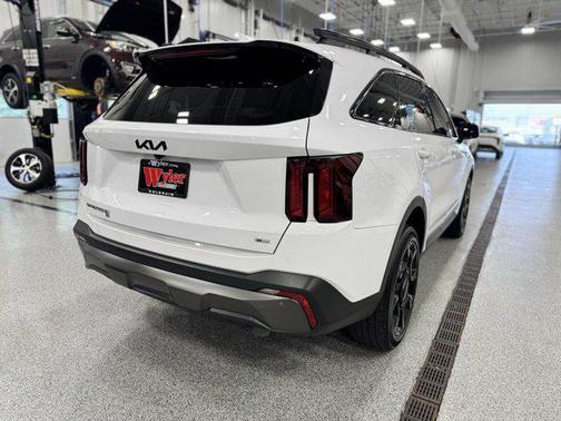 2025 Kia Sorento EX