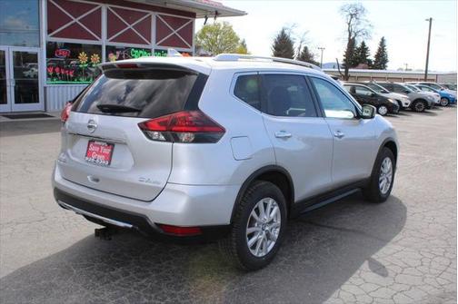 2018 Nissan Rogue SV