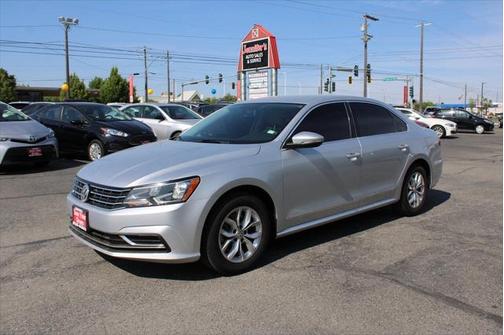 2017 Volkswagen Passat 1.8T S